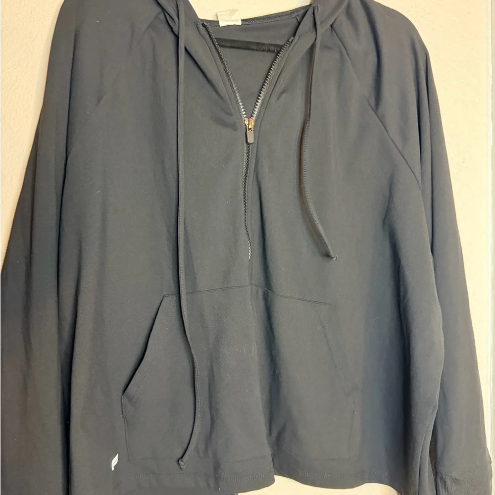 Black Fabletics Women’s 2xl Hooded Jackets Full Zip Long - Picture 2 of 6